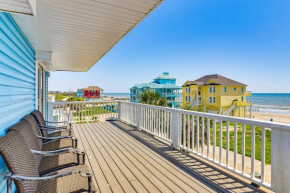 Walk to Beach Home with 2 Decks in Galveston!